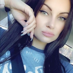 Meet your Posher, Paulina